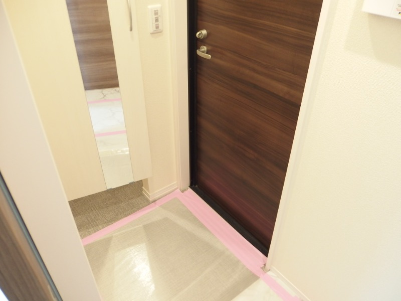 ルミエール・ドゥ・ソレイユの玄関