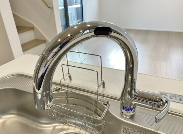 練馬区平和台4丁目 限定1棟のその他|―施工例写真―
トイレは1階・2階にございます
温水洗浄暖房便座機能付