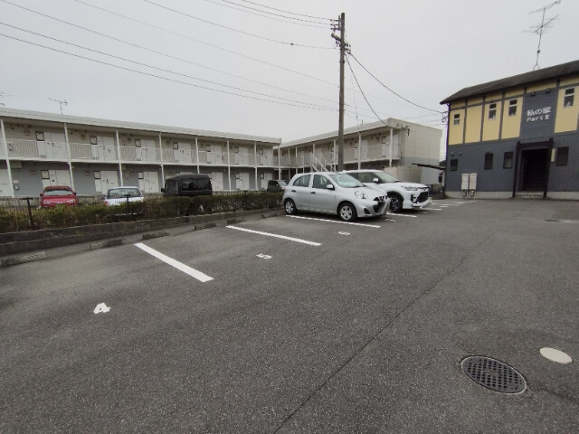 私の家Ⅱの駐車場