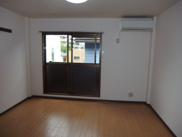 エクセル井田の居間・リビング