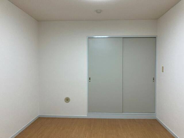 ルーブル小石川・森田ビルの居間・リビング