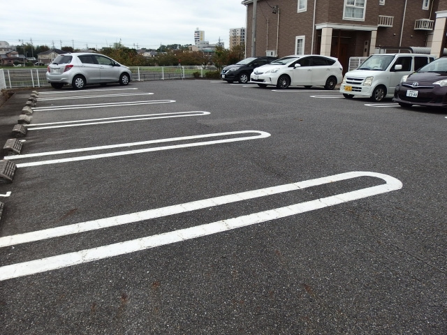 プラスⅠの駐車場
