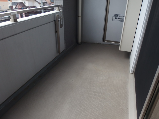 ハートヒルズ井田のバルコニー