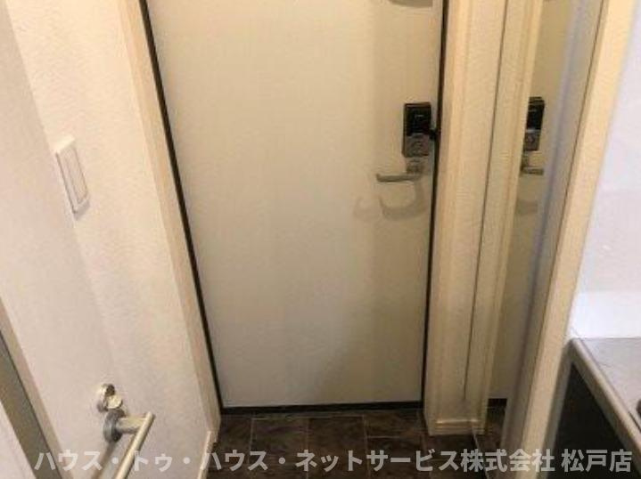 サードベル馬橋の玄関