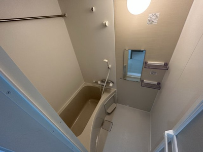 【浴室】 | フローレンスベリー愛甲石田