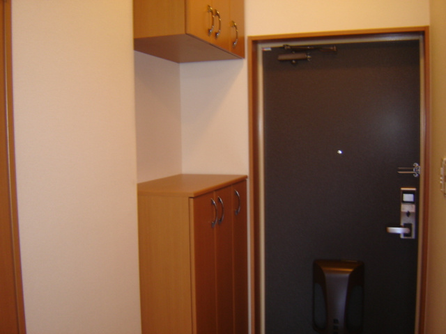 グランディール高坂の玄関|玄関