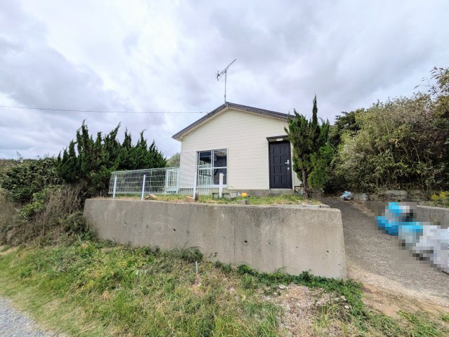 【外観】 | 【再建築不可】鹿嶋市大字大小志崎　軽量鉄骨造平屋