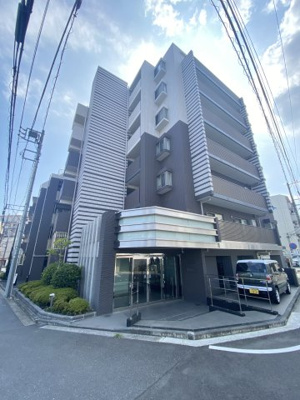 【外観】 | セルアージュ横濱大口リュミエール | 総戸数42戸、2010年1月築、管理人は勤務につき管理体制良好です♪