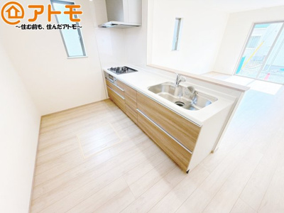 【キッチン】 | 葵区田町7期　新築戸建　B号棟 | 対面式のキッチンはリビングを見渡すことができるので安心♪家族の会話も増えそうですね♪