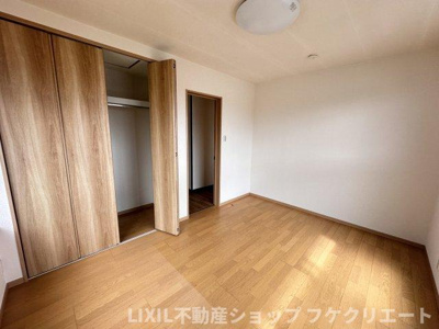 【洋室】 | 丸亀市川西町北　中古戸建