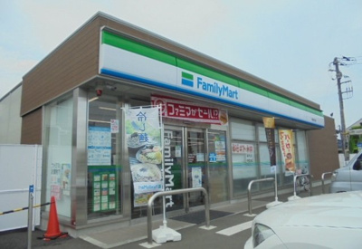 【周辺】 | カーサソレアードＣ | ファミリーマート宮台店まで1100m