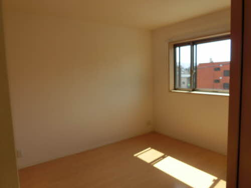 メゾン・ハマダの洋室|洋室です