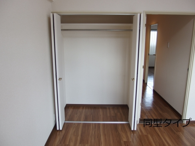 スリーエイト北町の収納