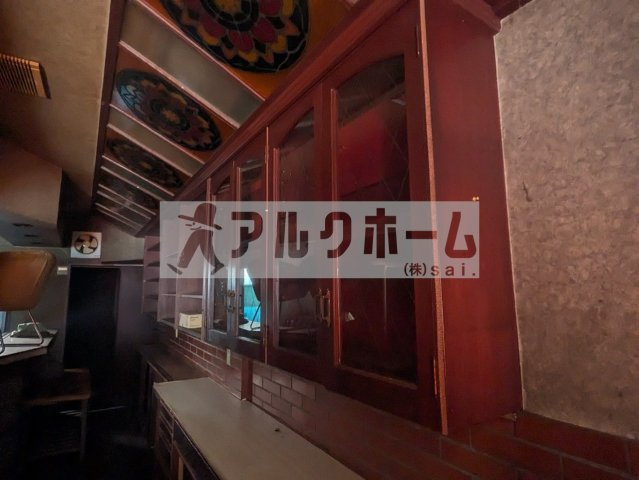 柏原市国分本町２丁目の店舗一部の内装