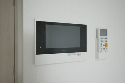 【セキュリティ】 | クレアグレイス新森古市 | モニター付きインターホンです