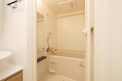 【浴室】 | クレアグレイス新森古市 | 落ち着いた空間のお風呂です