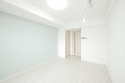 【居間・リビング】 | クレアグレイス新森古市 | こちらの居間で趣味の時間をお楽しみください