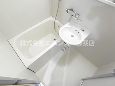 【浴室】 | サニーパレス南 | 日々の暮らしに欠かせないお風呂です