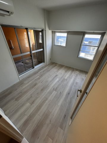 ハーバーハウス大阪の居間・リビング