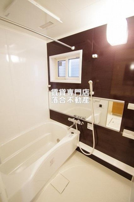 【浴室】 | リヴェール | 広々とした綺麗なお風呂♪追い炊き、浴室乾燥機付き