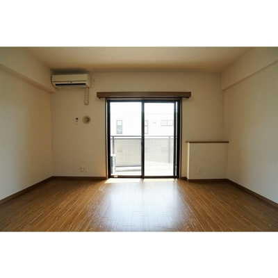 【居間・リビング】 | アムス志村 | 使いやすい居間です