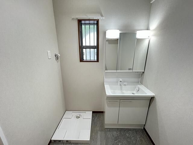 【独立洗面台】