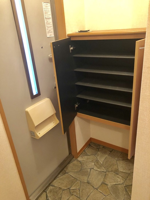 ベルジュシンメイの玄関|シューズボックス