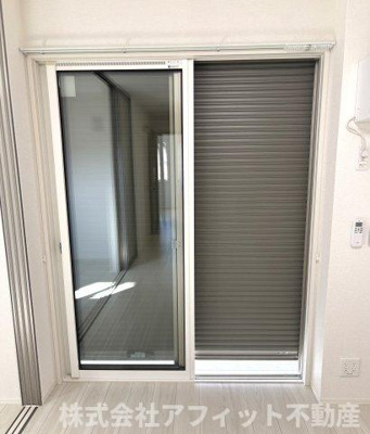 【その他】 | シエンヌ2 | 雨戸シャッター