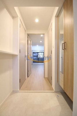 【玄関】 | スプランディッド新大阪Ⅵ