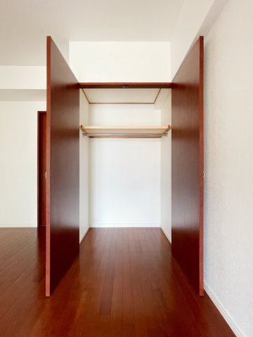 エンクレスト天神WINGの収納|便利な収納スペースです