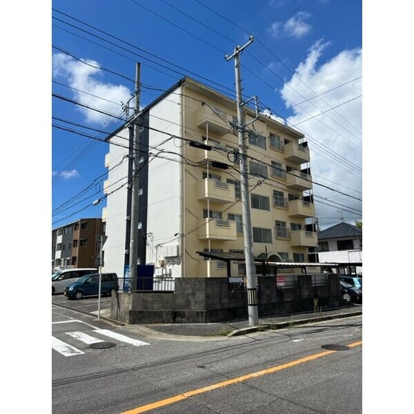 第２グリーンハイツの外観