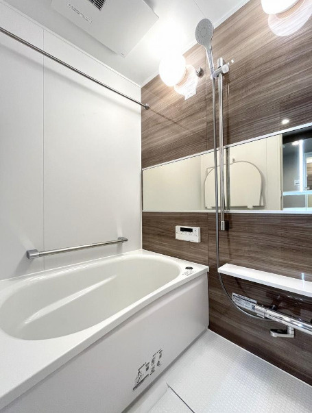 鴫野コーポ2号棟　10階の浴室