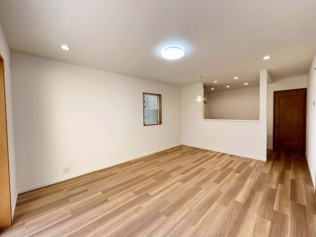 名古屋市守山区元郷２丁目の居間・リビング