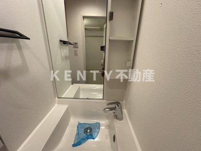 【洗面所】 | レジディア蒲田Ｖ | ゆったりとスペースのある洗面所