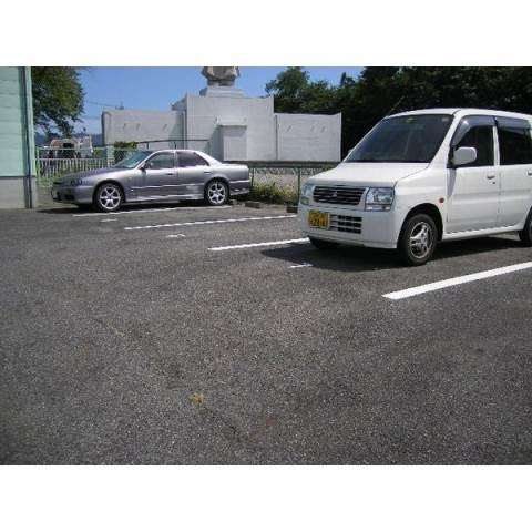 グリーンハイツＡの駐車場