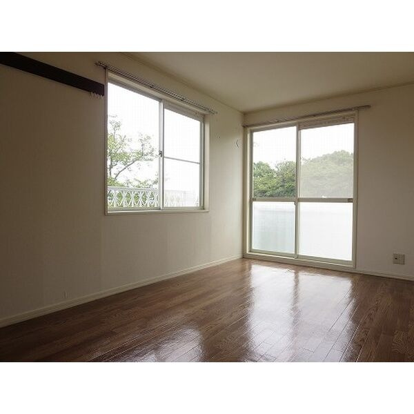 グリーンハイツＡの居間・リビング