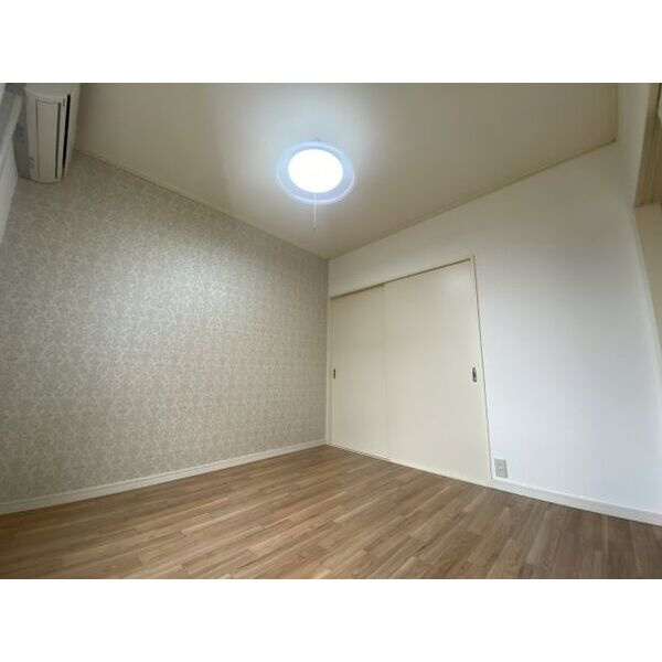 プリムローズ２１の洋室