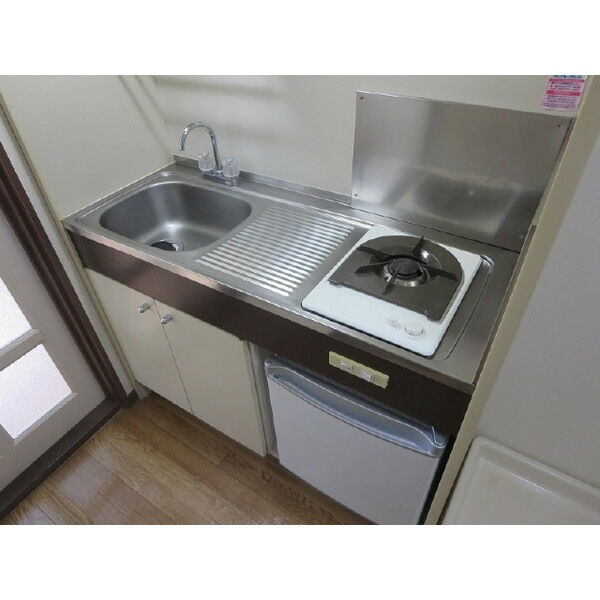 戸崎ハイツＢのキッチン