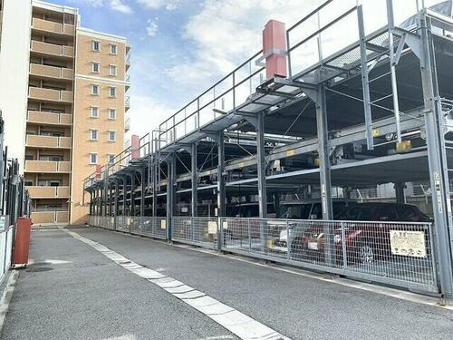 ブランズ萱島の駐車場|■物件内覧・資金計画相談・住宅ローン相談、リフォーム相談、お問合せ受付中■
※当日・翌日のご内覧、ご相談はお電話でのお問合せがスムーズです！