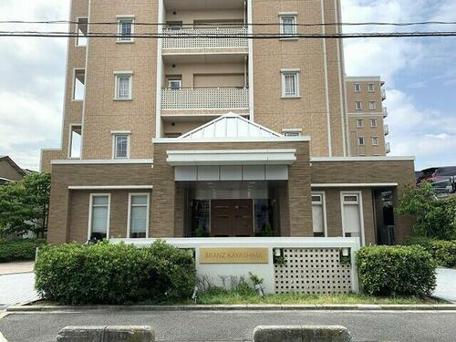 ブランズ萱島のエントランス|■物件内覧・資金計画相談・住宅ローン相談、リフォーム相談、お問合せ受付中■
※当日・翌日のご内覧、ご相談はお電話でのお問合せがスムーズです！