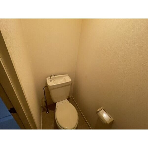 第二本多ハイツのトイレ