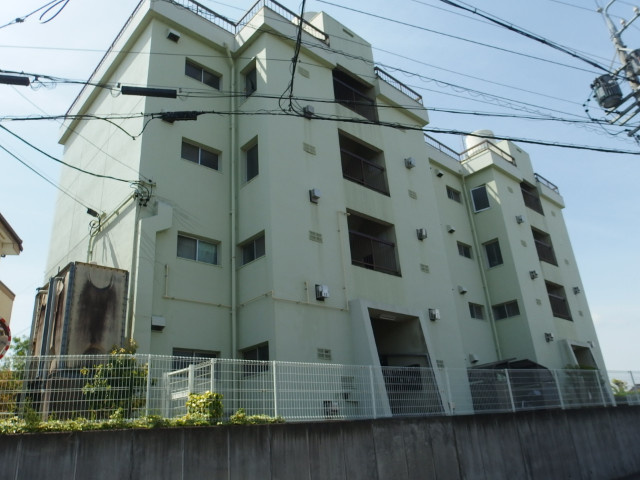 ヴィレッジ東海の外観