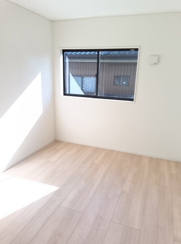 筑西市井上　第1　1号棟の洋室