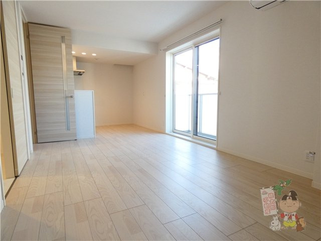 サニーコートの居間・リビング