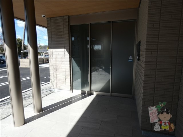 サニーコートのエントランス