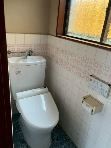 川内町2丁目たかのす団地内戸建のトイレ