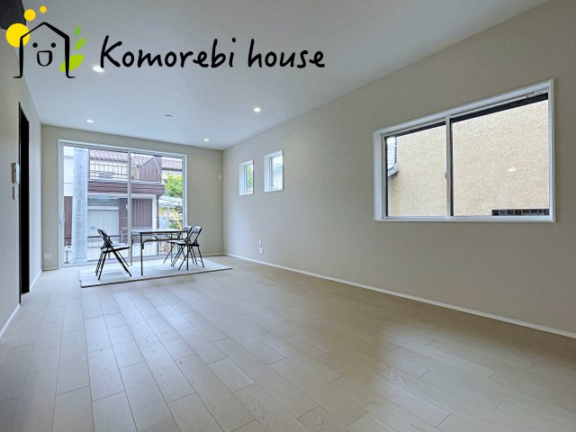 大宮堀の内３丁目　新築一戸建て　ヒルズ　Aの居間・リビング|撮影10/14