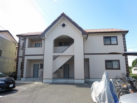 ボイス中島の駐車場