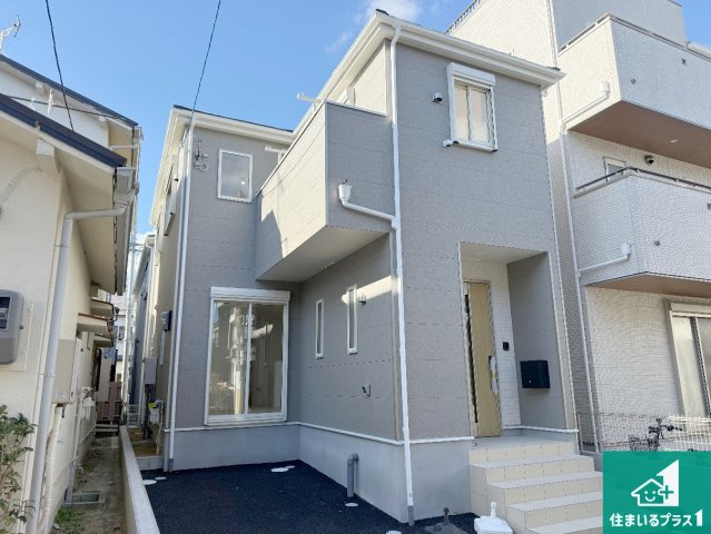 高槻市竹の内町　第4期　新築一戸建ての外観|安心の10年保証！外観を美しく保ち、雨水で汚れを落とします！気になることがありましたら、お気軽にお問い合わせください！