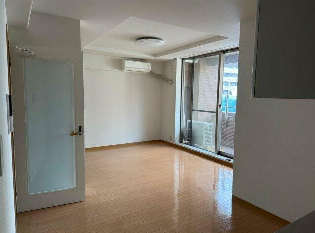エンブレイス姫路駅前の居間・リビング